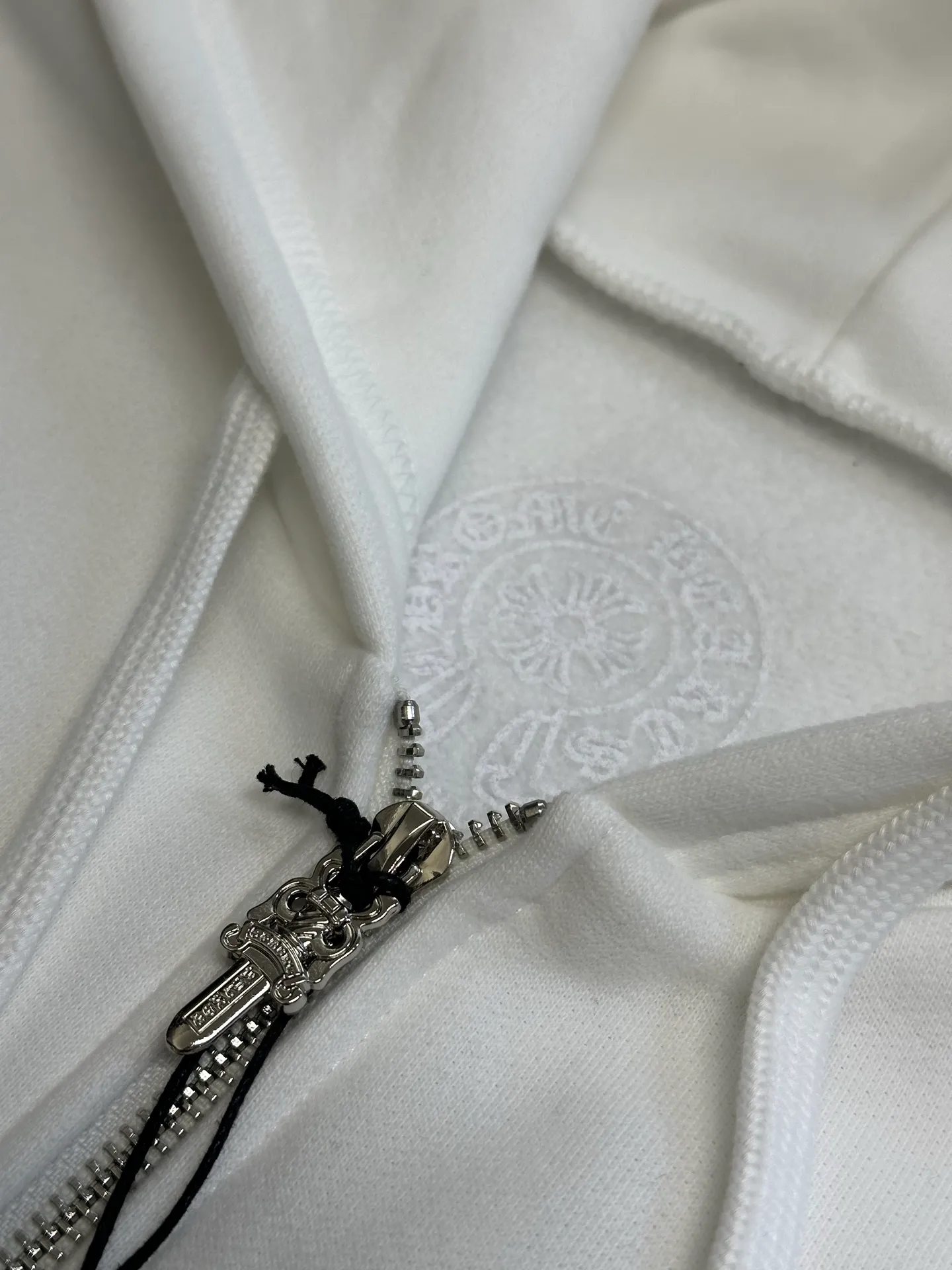 P470 Chrome Hearts Chrome Hearts hooded zipper jacket is made of 380g cotton fleece sweatshirt material, 420g 1*1 matching high-end fashion brand rib, glue printing process size: s m l xl